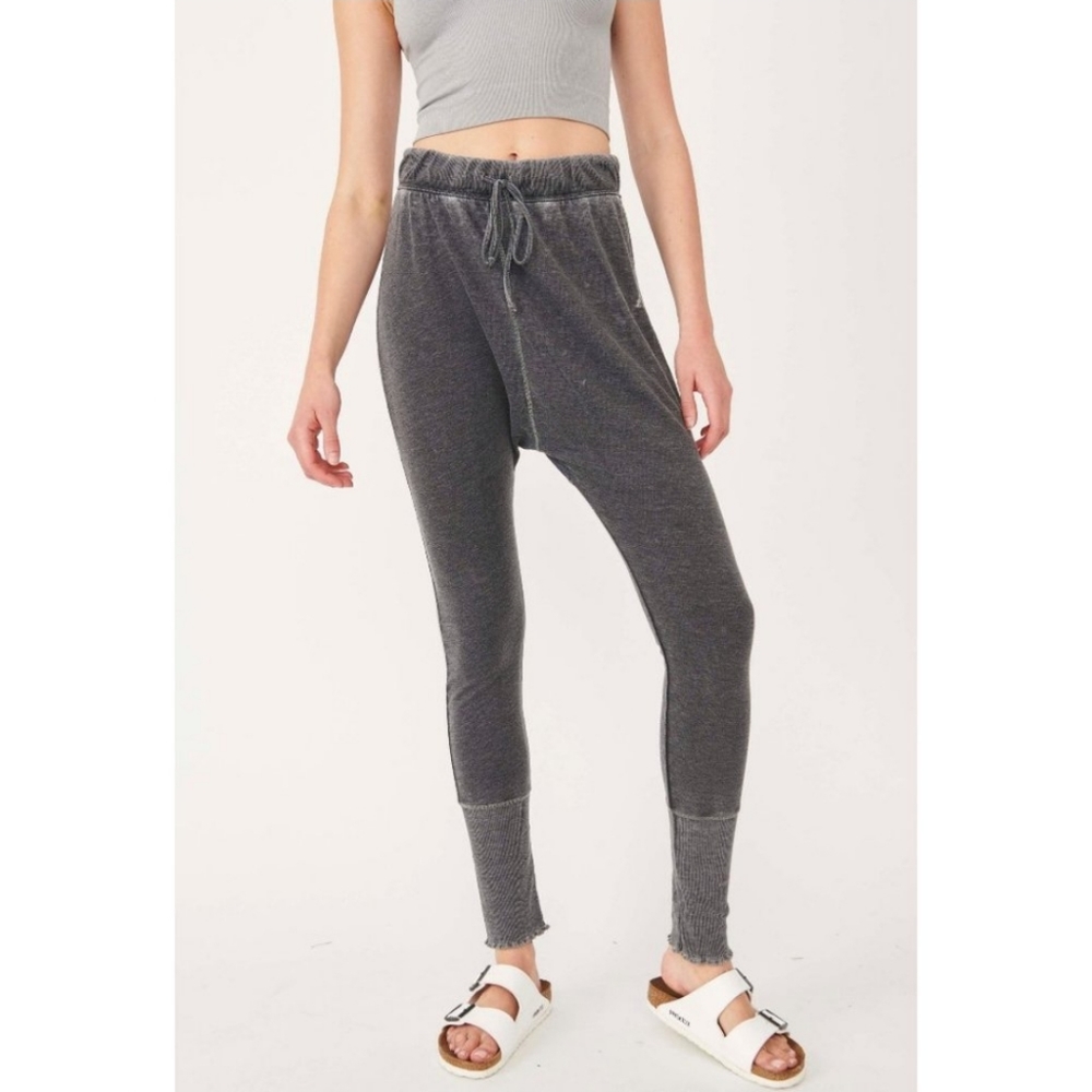Free People Cozy All Day Harem Black Oversized Leggings - Picture 3 of 15